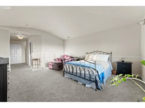 2305 Stonehurst Court Lake Oswego OR 97034
