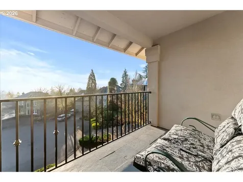 2305 Stonehurst Court Lake Oswego OR 97034