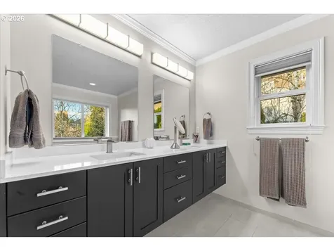 2305 Stonehurst Court Lake Oswego OR 97034