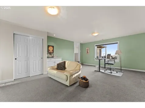 2305 Stonehurst Court Lake Oswego OR 97034