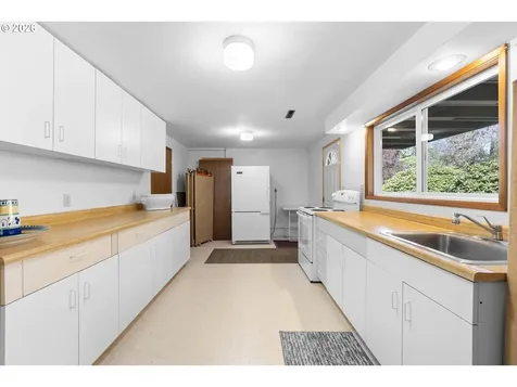 7130 SE 127th Avenue Portland OR 97236