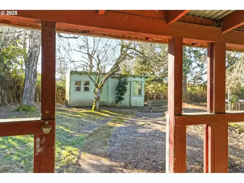 600 Whittier Street Silverton OR 97381