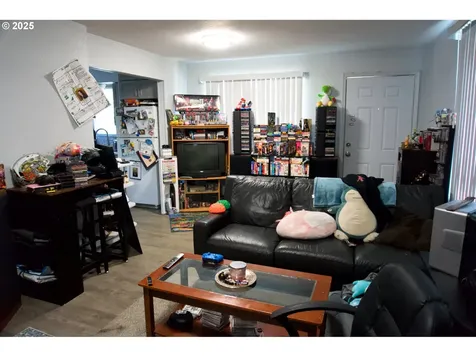1552 SE Kane Street Roseburg OR 97470