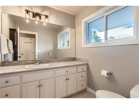 20020 S Athens Drive Oregon City OR 97045