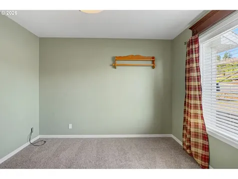 2415 SW Oakwood Drive Dallas OR 97338