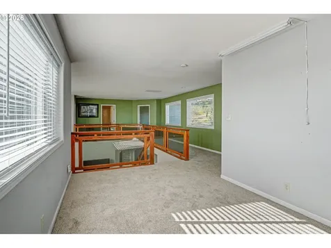 2415 SW Oakwood Drive Dallas OR 97338