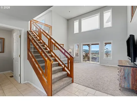 2415 SW Oakwood Drive Dallas OR 97338