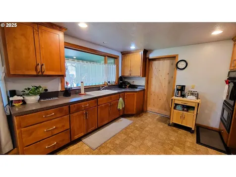 660 Chase Street Eugene OR 97402
