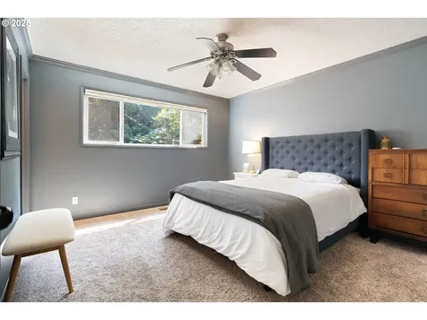 2962 SW Stanley Court Portland OR 97219