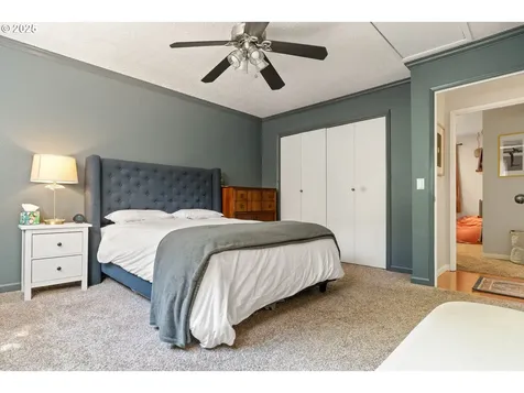 2962 SW Stanley Court Portland OR 97219