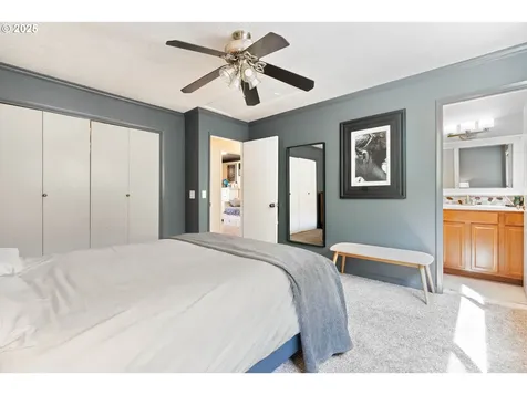 2962 SW Stanley Court Portland OR 97219