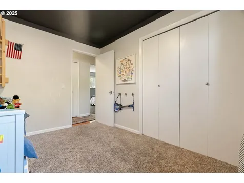 2962 SW Stanley Court Portland OR 97219