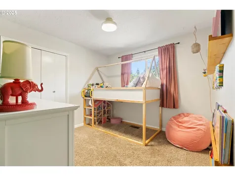 2962 SW Stanley Court Portland OR 97219