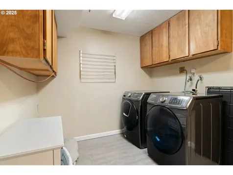 2962 SW Stanley Court Portland OR 97219