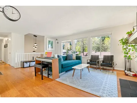 2962 SW Stanley Court Portland OR 97219