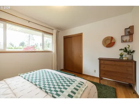 901 NE 153rd Avenue Portland OR 97230