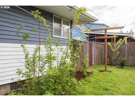 901 NE 153rd Avenue Portland OR 97230