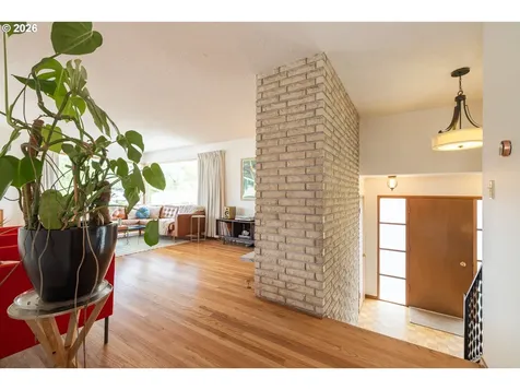 901 NE 153rd Avenue Portland OR 97230