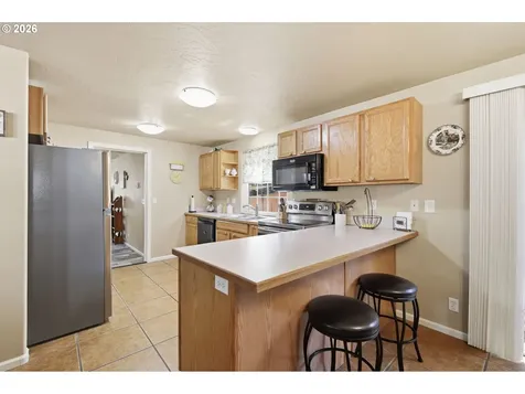 87973 Sherwood Street Veneta OR 97487