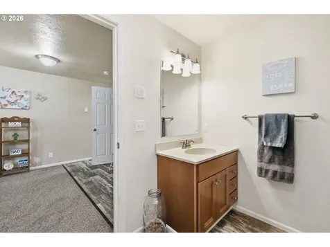 87973 Sherwood Street Veneta OR 97487