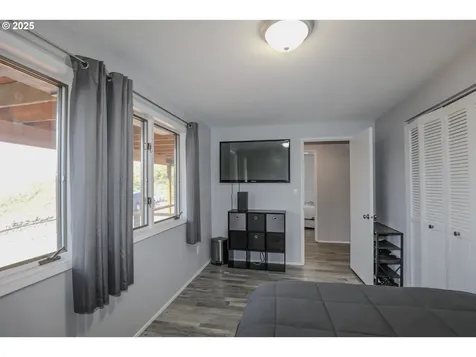 1781 NE Beulah Drive Roseburg OR 97470