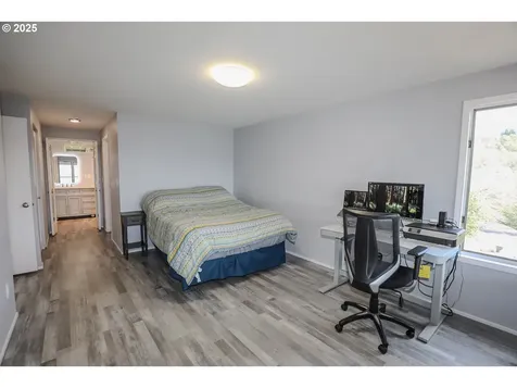 1781 NE Beulah Drive Roseburg OR 97470