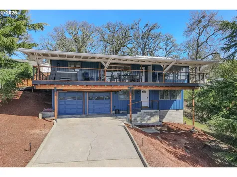 1781 NE Beulah Drive Roseburg OR 97470