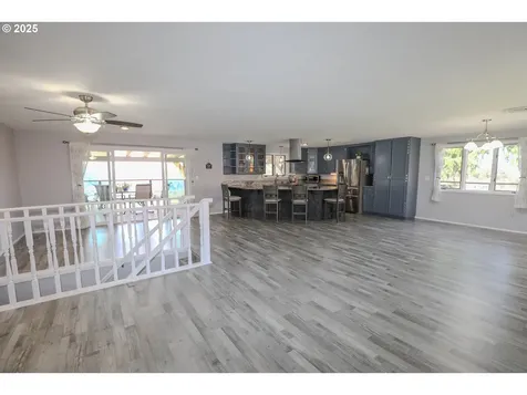 1781 NE Beulah Drive Roseburg OR 97470