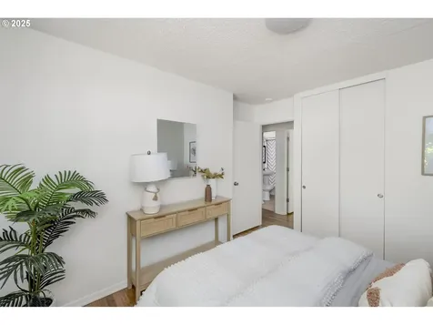 9144 N Chase Avenue Portland OR 97217