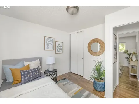 9144 N Chase Avenue Portland OR 97217