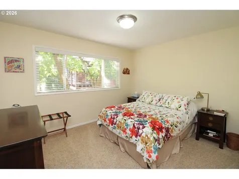 2026 NE Clackamas Street Portland OR 97232