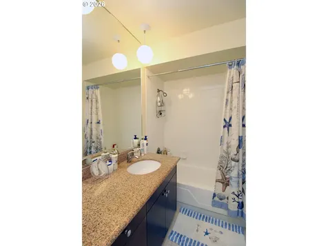 2026 NE Clackamas Street Portland OR 97232
