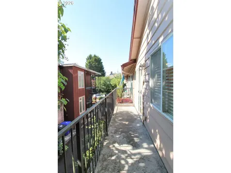 2026 NE Clackamas Street Portland OR 97232