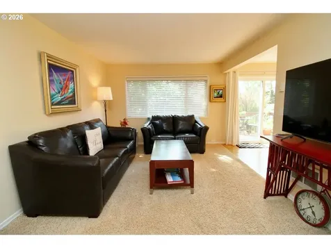 2026 NE Clackamas Street Portland OR 97232