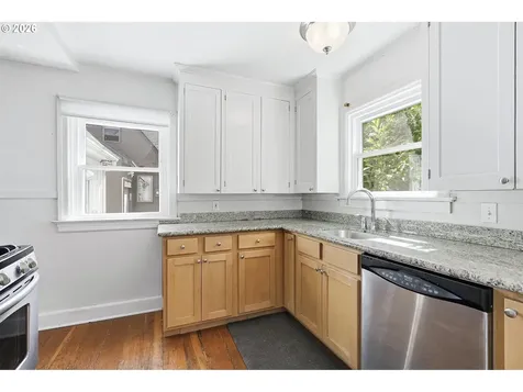 6704 SE 22nd Avenue Portland OR 97202