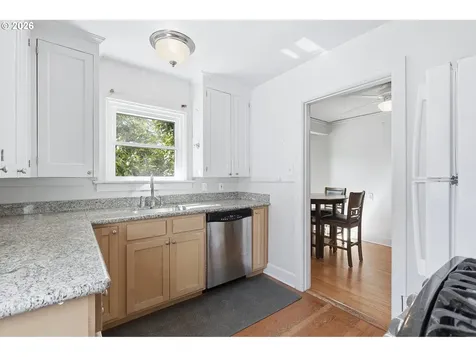 6704 SE 22nd Avenue Portland OR 97202