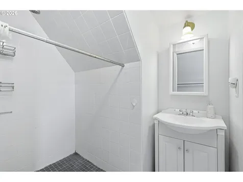 6704 SE 22nd Avenue Portland OR 97202