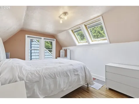 6704 SE 22nd Avenue Portland OR 97202