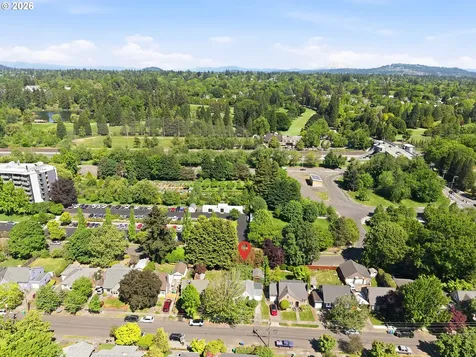 6704 SE 22nd Avenue Portland OR 97202