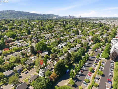 6704 SE 22nd Avenue Portland OR 97202