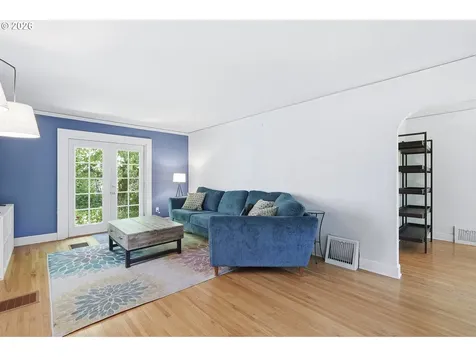 6704 SE 22nd Avenue Portland OR 97202