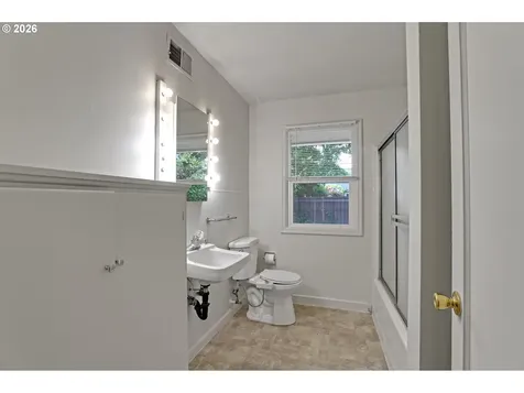 11720 SW 11th Street Beaverton OR 97005