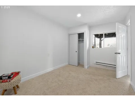 10026 SE Insley Street Portland OR 97266