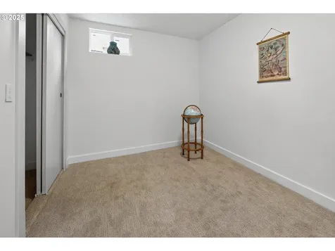 10026 SE Insley Street Portland OR 97266