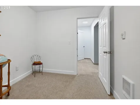 10026 SE Insley Street Portland OR 97266