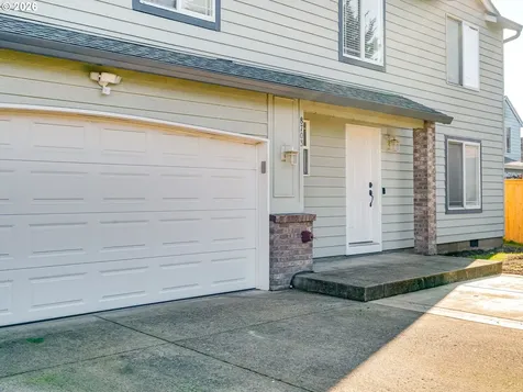 8703 NE 156th Avenue Vancouver WA 98682