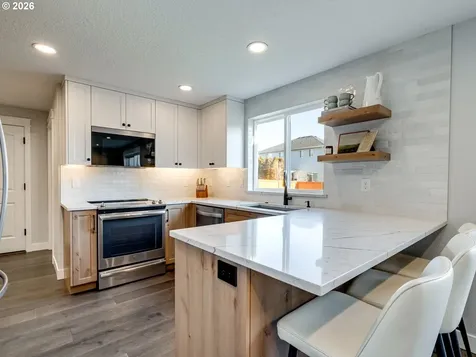 8703 NE 156th Avenue Vancouver WA 98682
