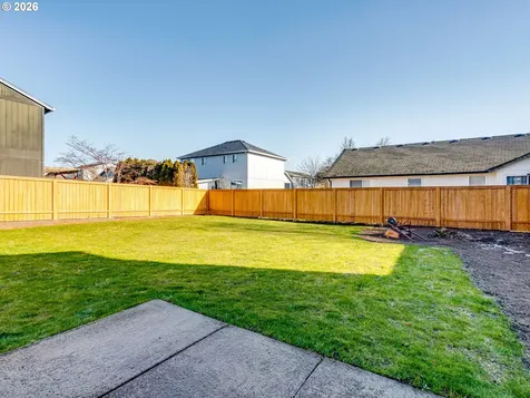 8703 NE 156th Avenue Vancouver WA 98682