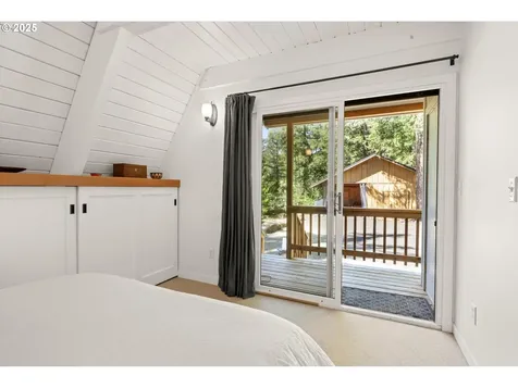 75054 E Cold Springs Road Rhododendron OR 97049