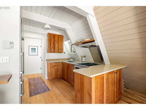 75054 E Cold Springs Road Rhododendron OR 97049
